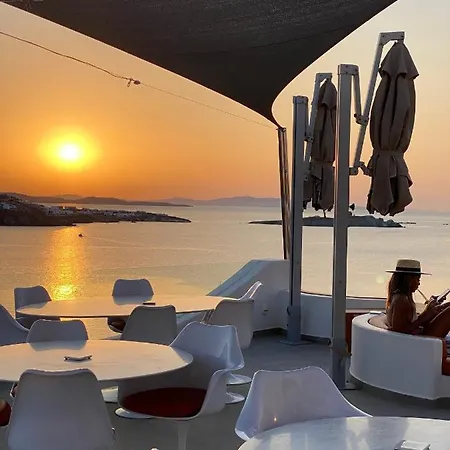 Absolute Mykonos & Hotel 5*
