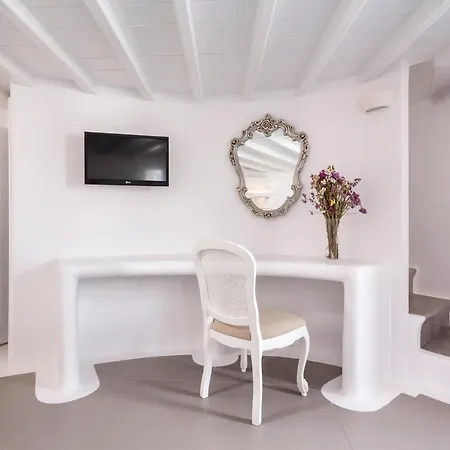 Absolute Mykonos & 5* Mykonos Town
